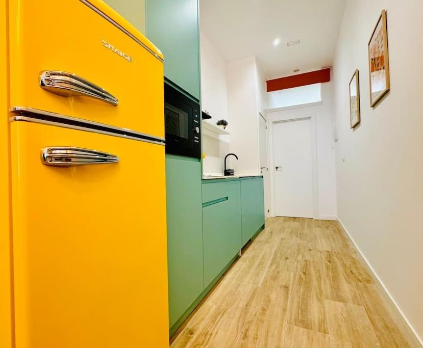 Color & Design Next To Russafa Soho Apartman Valencia Kültér fotó