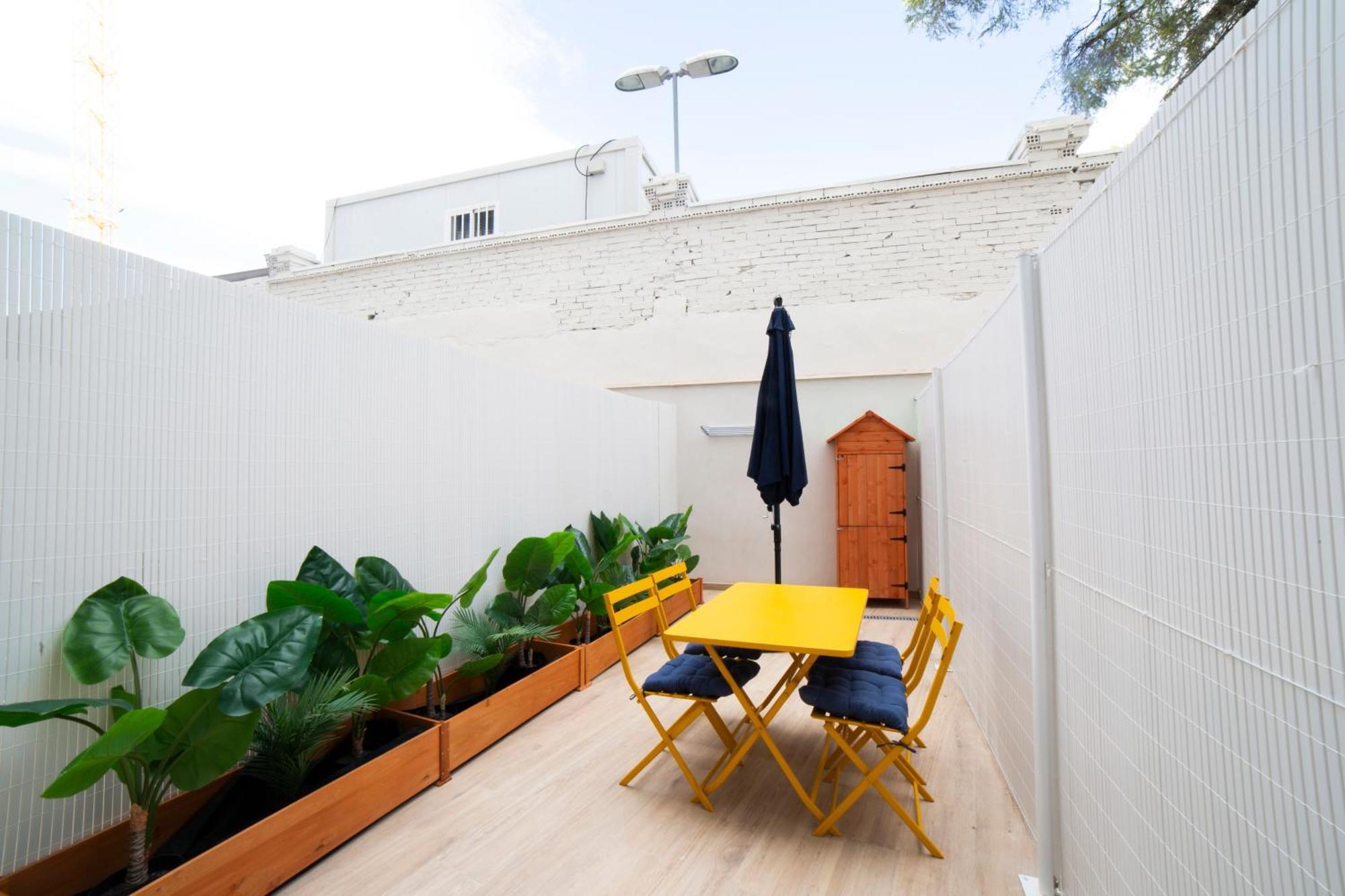 Color & Design Next To Russafa Soho Apartman Valencia Kültér fotó